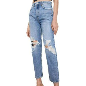 2/$30 Zara Women Ripped Mom Fit Jeans Size 40